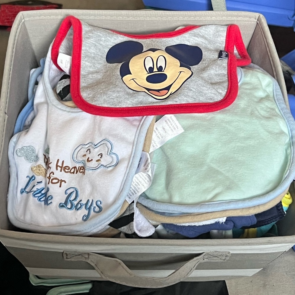 Disney and boy bibs (35)